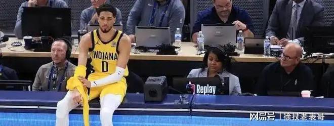 足球直播ayx - 穆古鲁扎关键节点惊险取胜，掘金带队取胜！